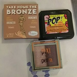 Selling a bronze and 2 eyeshadow